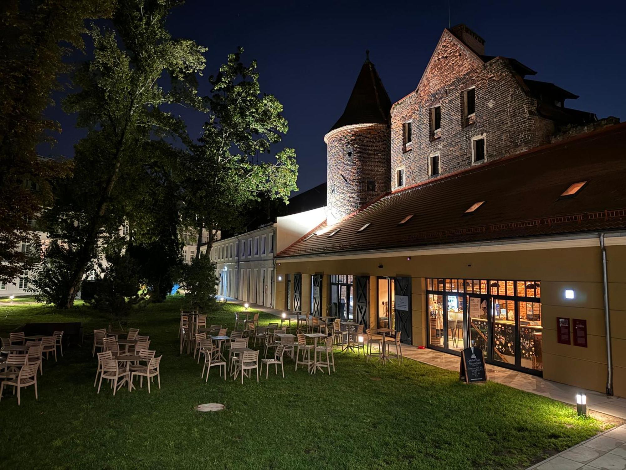 Apartament Przy Bulwarze Wrocław Exteriör bild