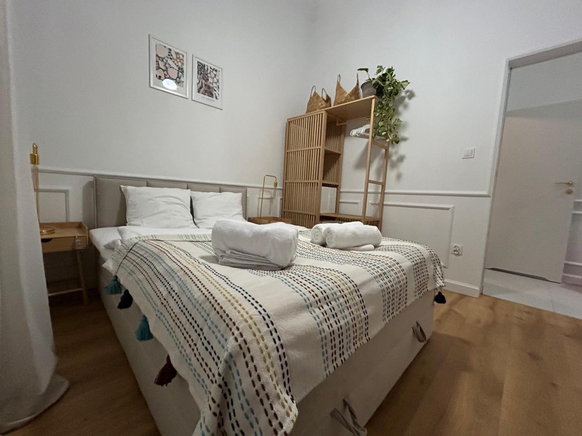 Apartament Przy Bulwarze Wrocław Exteriör bild